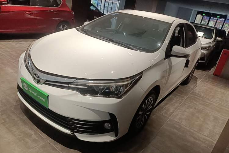 Used Toyota Corolla 2018 1.2T S-CVT GL Smart Enjoyment Version Guazi used car, China used car export, Used car for sale, Used cars, Cheapest cars for sale