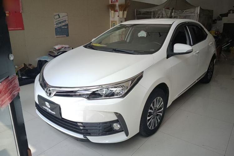 Used Toyota Corolla 2018 1.2T S-CVT GL Smart Enjoyment Version Guazi used car, China used car export, Used car for sale, Used Toyota cars, Cheapest cars for sale