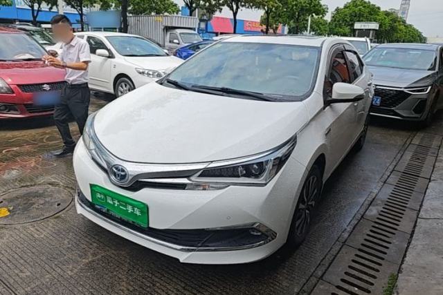 Used Toyota Corolla 2018 Dual-Engine 1.8L E-CVT Smart Edition