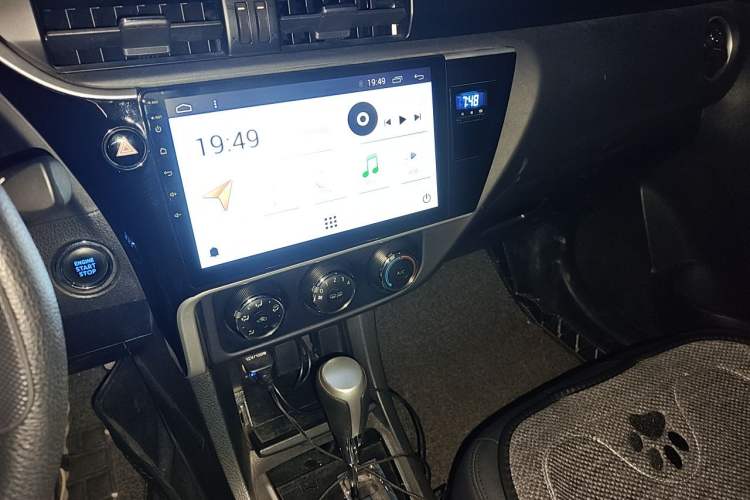 Used Toyota Corolla 2018 1.2T S-CVT GL Smart Enjoyment Version Audio And AC Panel