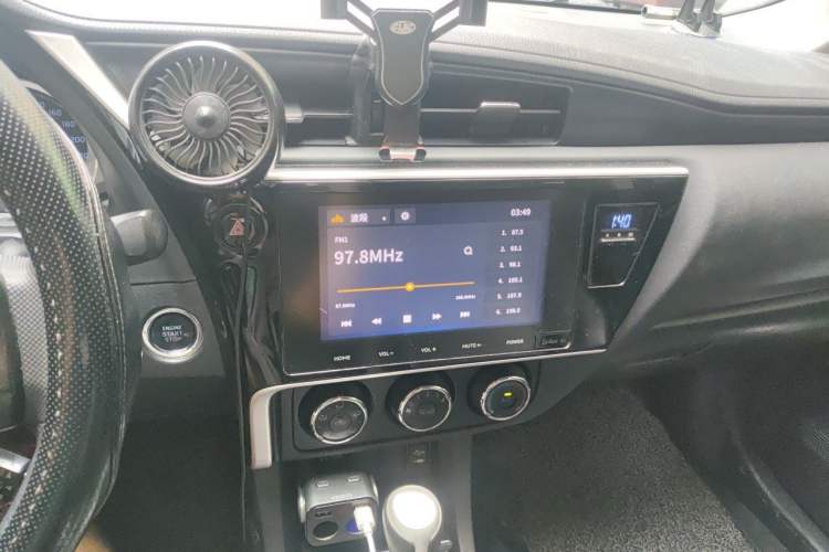 Used Toyota Corolla 2018 1.2T S-CVT GL-i Zhihui Edition Audio And AC Panel