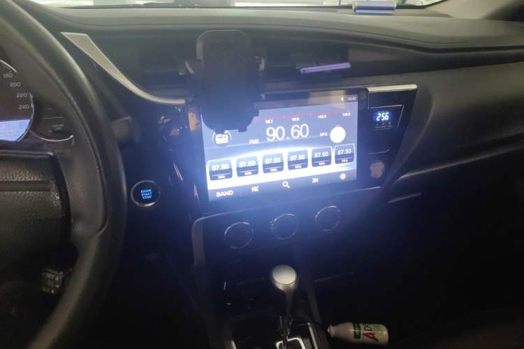 Used Toyota Corolla 2018 1.2T S-CVT GL Smart Enjoyment Version Audio And AC Panel