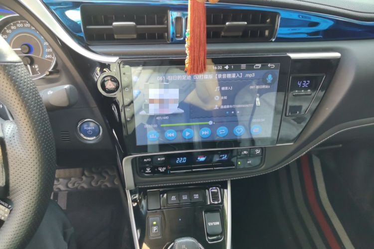Used Toyota Corolla 2018 Dual-Engine 1.8L E-CVT Smart Edition Audio And AC Panel