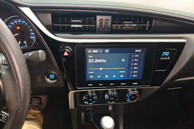 Used Toyota Corolla 2018 1.2T S-CVT GL-i Zhihui Edition Audio And AC Panel