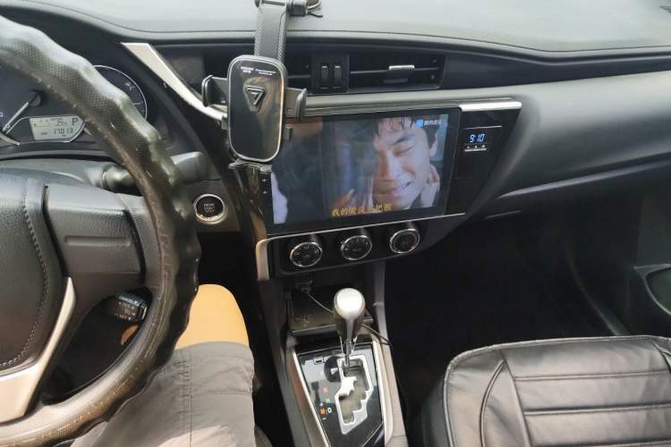 Used Toyota Corolla 2018 1.2T S-CVT GL Smart Enjoyment Version Audio And AC Panel
