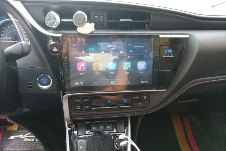 Used Toyota Corolla 2018 Dual-Engine 1.8L E-CVT Smart Edition Audio And AC Panel