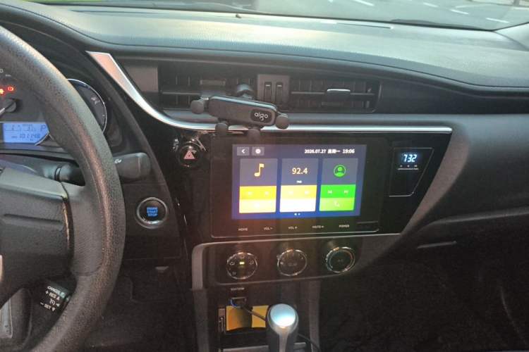 Used Toyota Corolla 2018 1.2T S-CVT GL Smart Enjoyment Version Audio And AC Panel