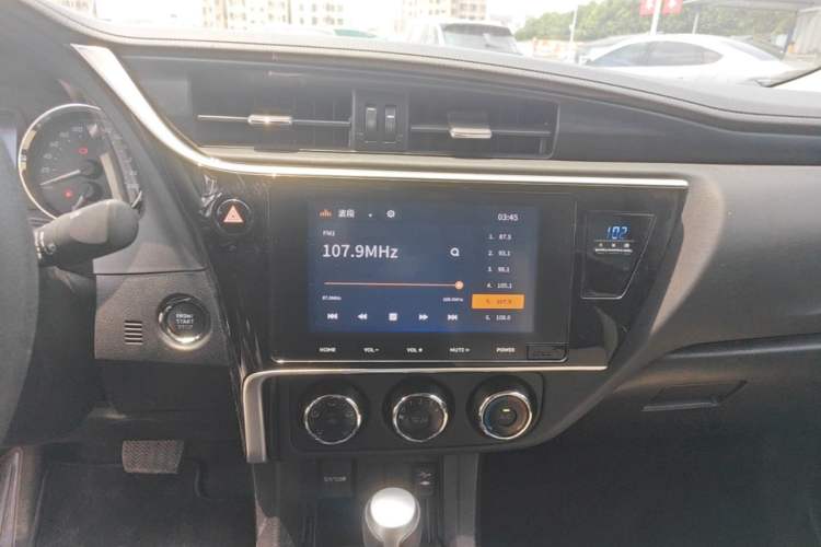 Used Toyota Corolla 2018 1.2T S-CVT GL-i Zhihui Edition Audio And AC Panel