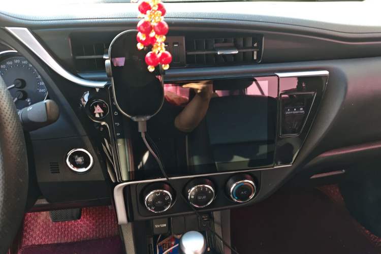 Used Toyota Corolla 2018 1.2T S-CVT GL-i Zhihui Edition Audio And AC Panel