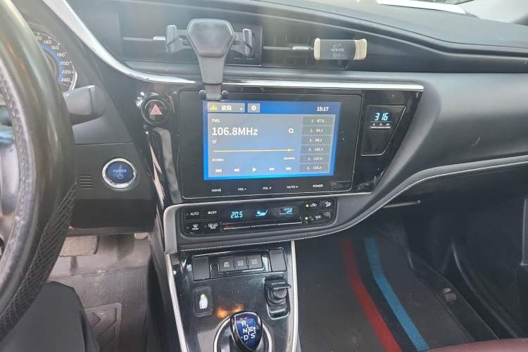 Used Toyota Corolla 2018 Dual-Engine 1.8L E-CVT Smart Edition Audio And AC Panel