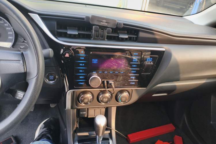 Used Toyota Corolla 2018 1.2T S-CVT GL Smart Enjoyment Version Audio And AC Panel