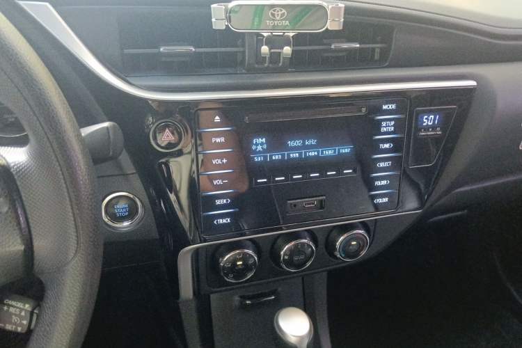 Used Toyota Corolla 2018 1.2T S-CVT GL Smart Enjoyment Version Audio And AC Panel