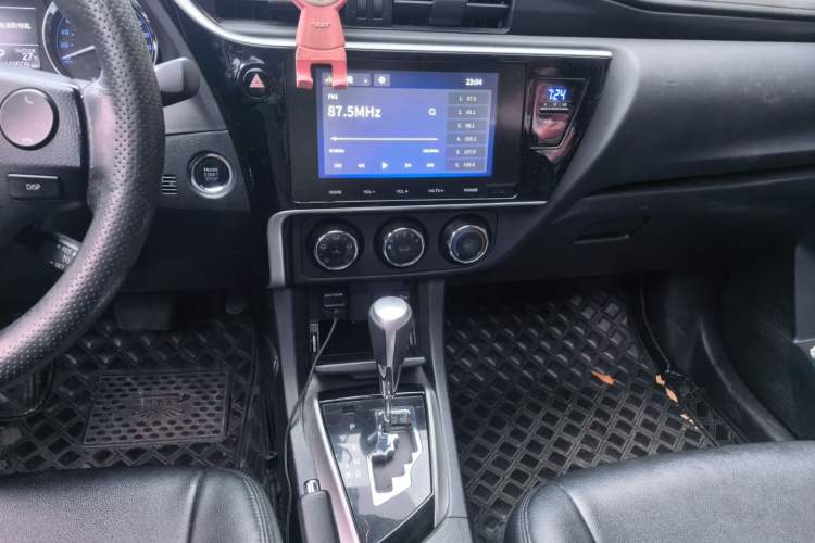Used Toyota Corolla 2018 1.2T S-CVT GL-i Zhihui Edition Audio And AC Panel