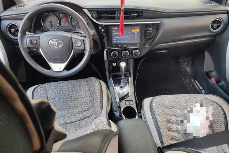 Used Toyota Corolla 2018 1.2T S-CVT GL Smart Enjoyment Version Center Console
