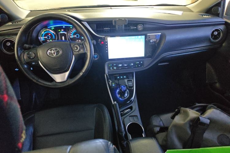 Used Toyota Corolla  Center Console