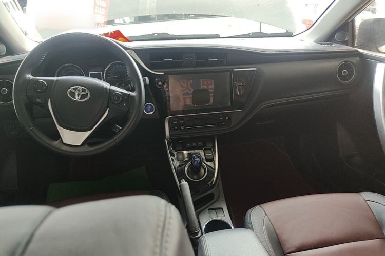 Used Toyota Corolla 2018 Dual-Engine 1.8L E-CVT Smart Edition Center Console