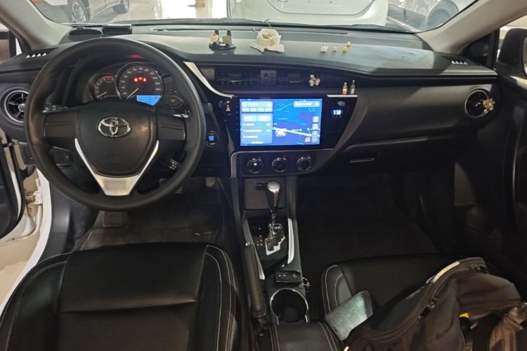 Used Toyota Corolla 2018 1.2T S-CVT GL Smart Enjoyment Version Center Console