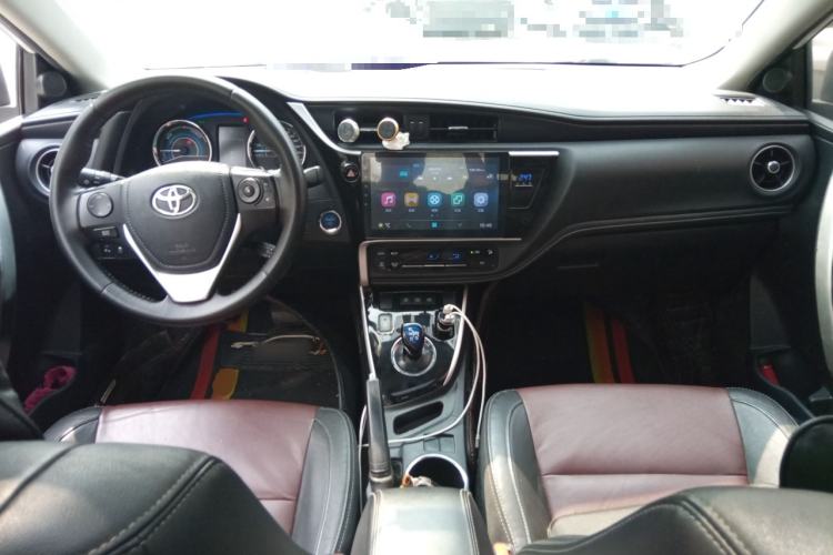 Used Toyota Corolla 2018 Dual-Engine 1.8L E-CVT Smart Edition Center Console