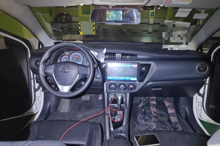 Used Toyota Corolla 2018 1.2T S-CVT GL Smart Enjoyment Version Center Console