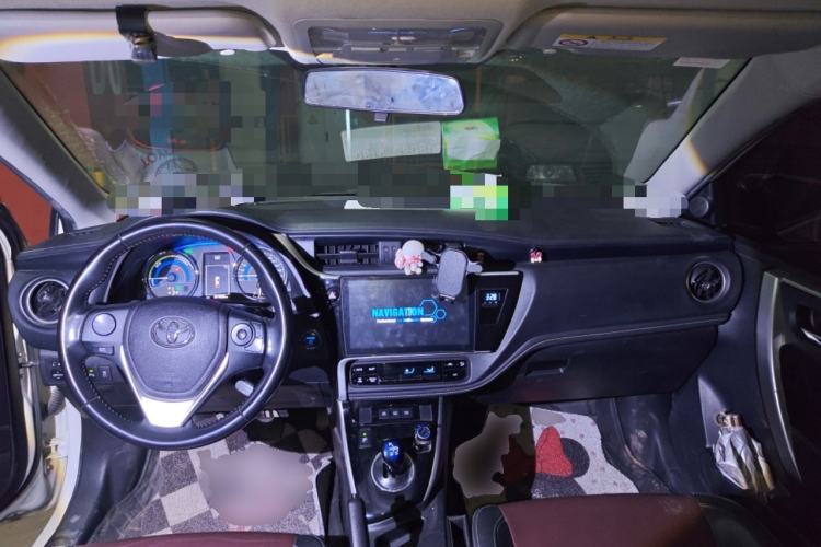 Used Toyota Corolla 2018 Dual-Engine 1.8L E-CVT Smart Edition Center Console