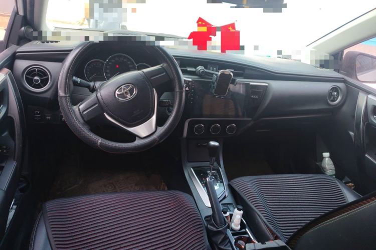 Used Toyota Corolla 2018 1.2T S-CVT GL Smart Enjoyment Version Center Console