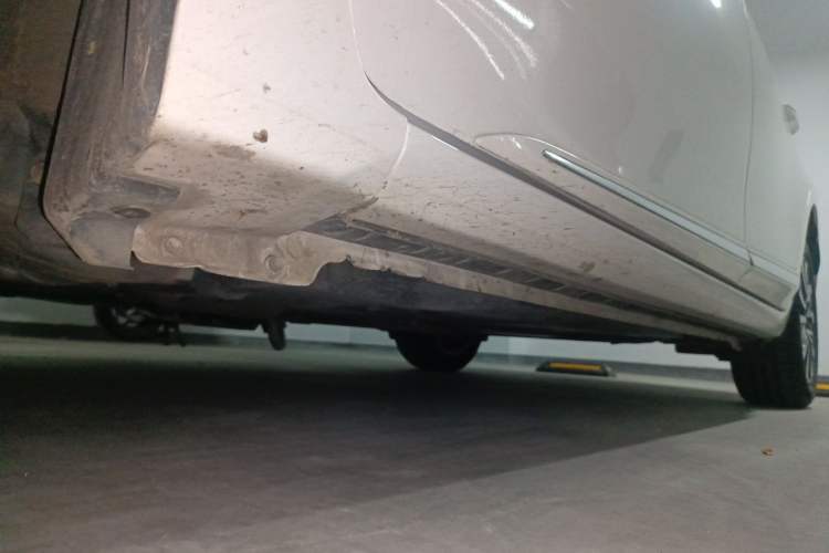 Used Toyota Corolla 2018 Dual-Engine 1.8L E-CVT Smart Edition Chassis Front Left