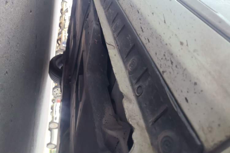 Used Toyota Corolla 2018 Dual-Engine 1.8L E-CVT Smart Edition Chassis Front Right