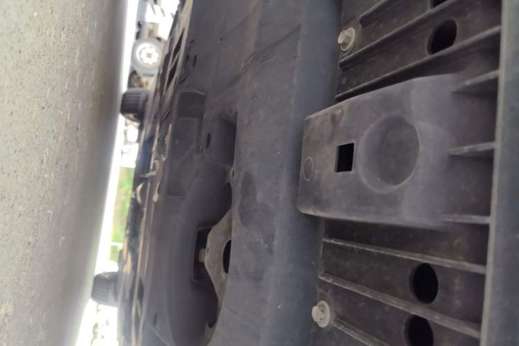 Used Toyota Corolla 2018 Dual-Engine 1.8L E-CVT Smart Edition Chassis Front