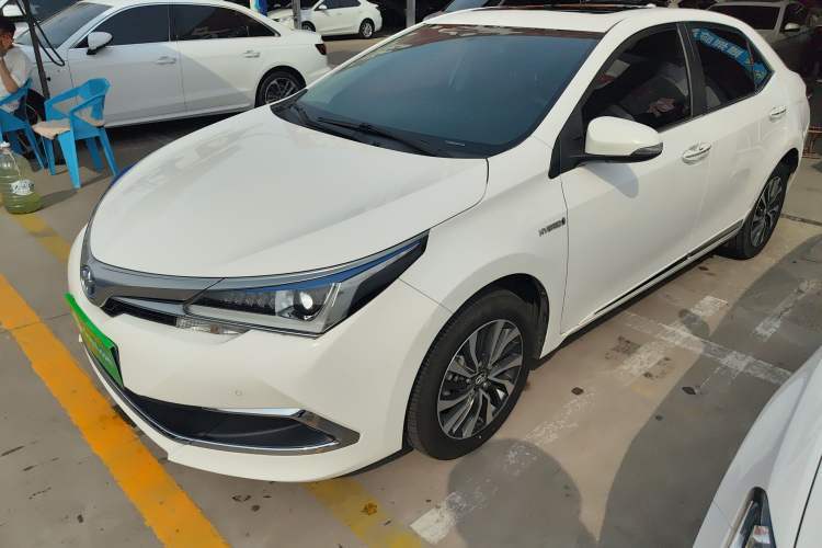 Used Toyota Corolla 2018 Dual-Engine 1.8L E-CVT Smart Edition Guazi used car, China used car export, Used car for sale, Used Toyota cars, Cheapest cars for sale