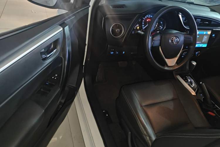 Used Toyota Corolla 2018 1.2T S-CVT GL Smart Enjoyment Version Driver Seat