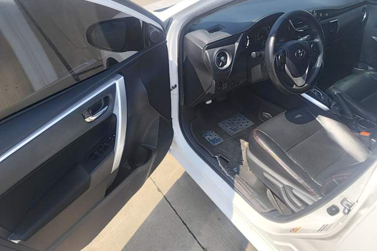 Used Toyota Corolla 2018 1.2T S-CVT GL-i Zhihui Edition Driver Seat