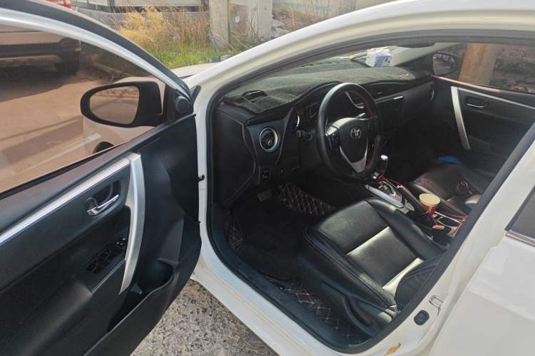 Used Toyota Corolla 2018 1.2T S-CVT GL-i Zhihui Edition Driver Seat