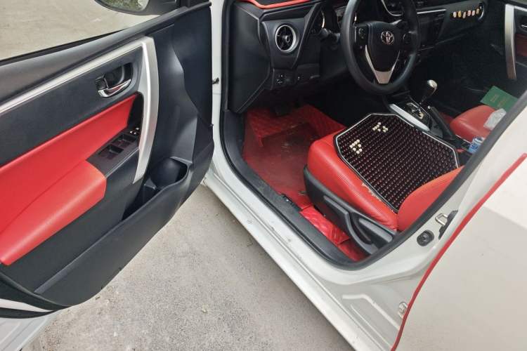 Used Toyota Corolla 2018 1.2T S-CVT GL-i Zhihui Edition Driver Seat