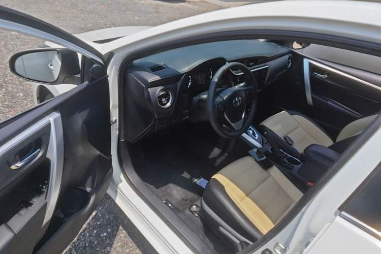 Used Toyota Corolla 2018 1.2T S-CVT GL-i Zhihui Edition Driver Seat
