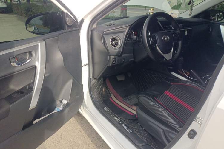 Used Toyota Corolla 2018 1.2T S-CVT GL-i Zhihui Edition Driver Seat