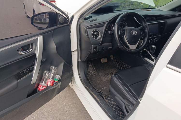 Used Toyota Corolla 2018 1.2T S-CVT GL-i Zhihui Edition Driver Seat