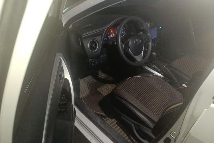 Used Toyota Corolla 2018 1.2T S-CVT GL-i Zhihui Edition Driver Seat