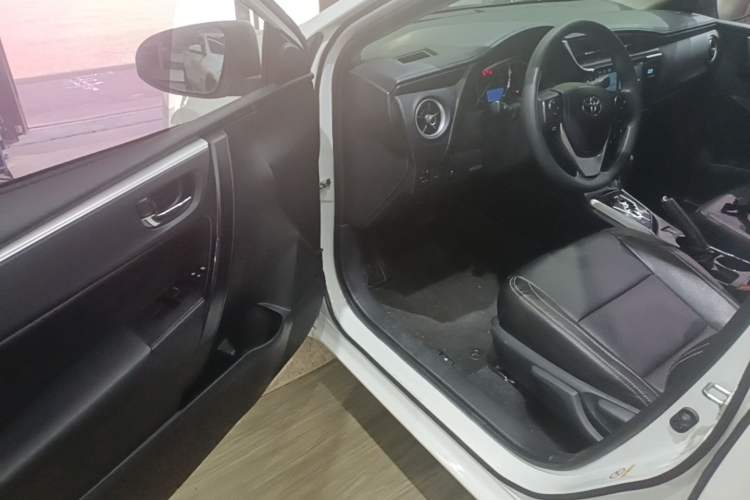 Used Toyota Corolla 2018 1.2T S-CVT GL Smart Enjoyment Version Driver Seat