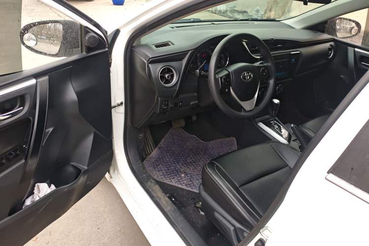 Used Toyota Corolla 2018 1.2T S-CVT GL Smart Enjoyment Version Driver Seat