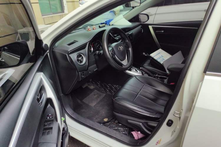 Used Toyota Corolla 2018 1.2T S-CVT GL-i Zhihui Edition Driver Seat