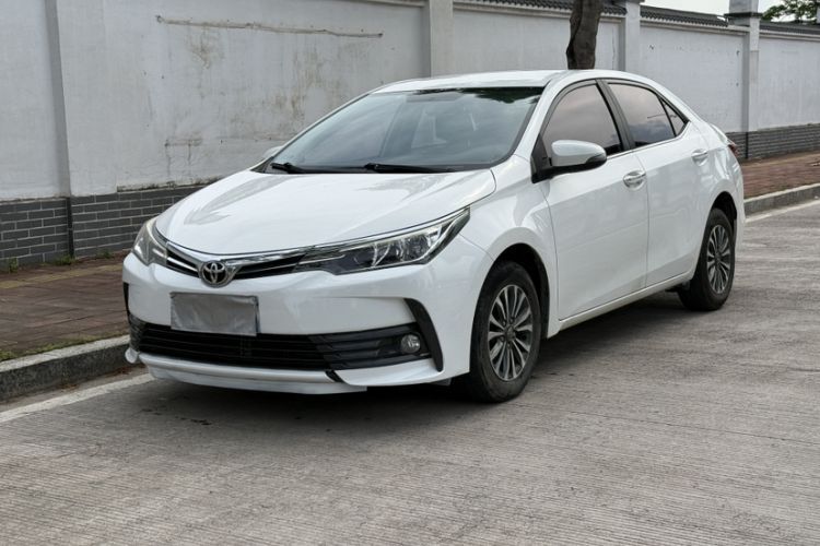 Used Toyota Corolla 2018 1.2T S-CVT GL Smart Enjoyment Version Guazi used car, China used car export, Used car for sale, Used cars, Cheapest cars for sale