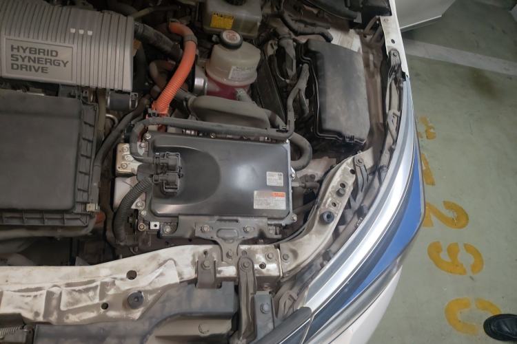 Used Toyota Corolla 2018 Dual-Engine 1.8L E-CVT Smart Edition Engine Bay Left