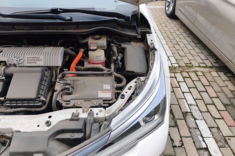 Used Toyota Corolla 2018 Dual-Engine 1.8L E-CVT Smart Edition Engine Bay Left