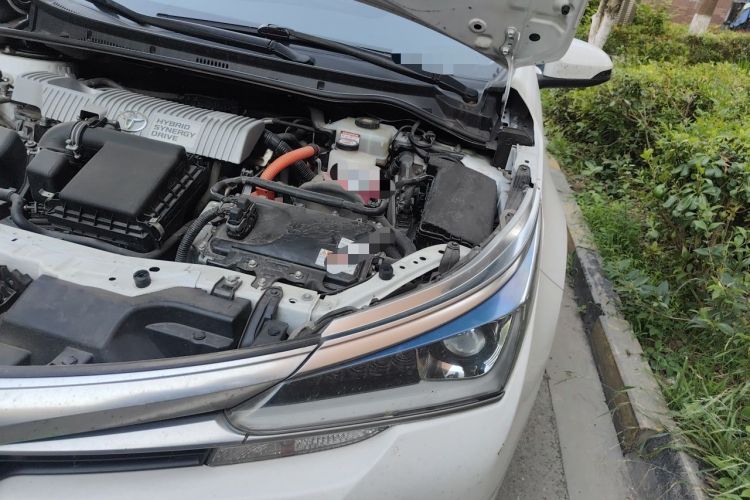 Used Toyota Corolla 2018 Dual-Engine 1.8L E-CVT Smart Edition Engine Bay Left