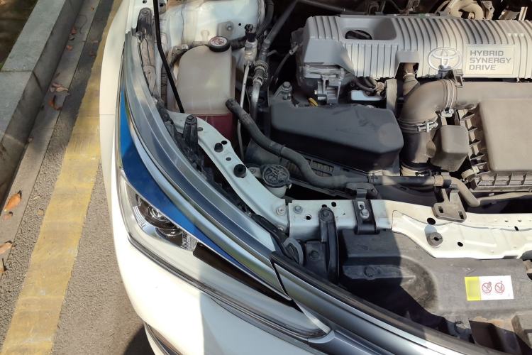 Used Toyota Corolla 2018 Dual-Engine 1.8L E-CVT Smart Edition Engine Bay Right