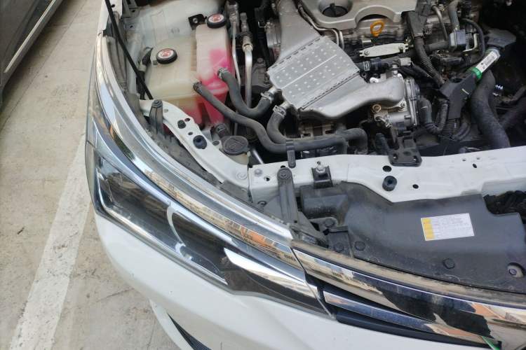 Used Toyota Corolla 2018 1.2T S-CVT GL Smart Enjoyment Version Engine Bay Right