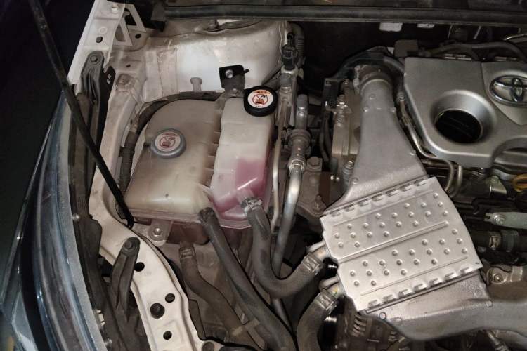 Used Toyota Corolla 2018 1.2T S-CVT GL Smart Enjoyment Version Engine Bay Right
