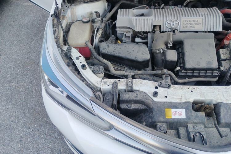 Used Toyota Corolla 2018 Dual-Engine 1.8L E-CVT Smart Edition Engine Bay Right
