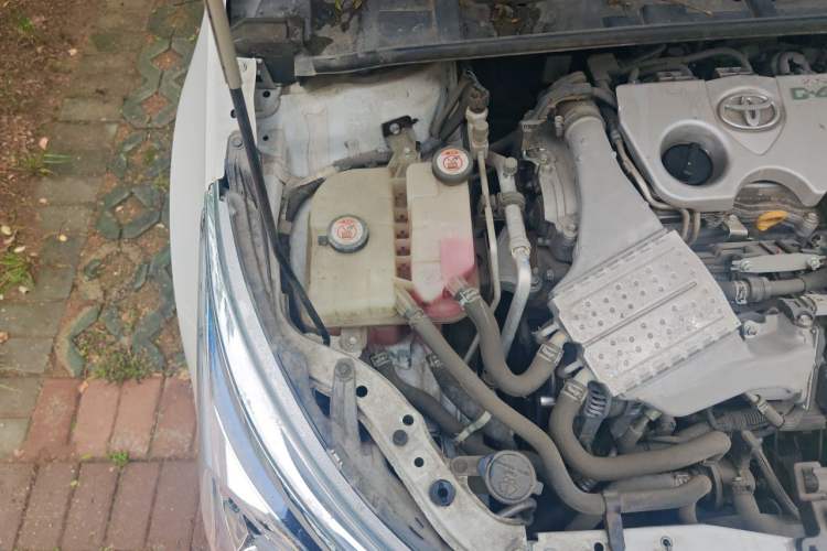 Used Toyota Corolla 2018 1.2T S-CVT GL Smart Enjoyment Version Engine Bay Right