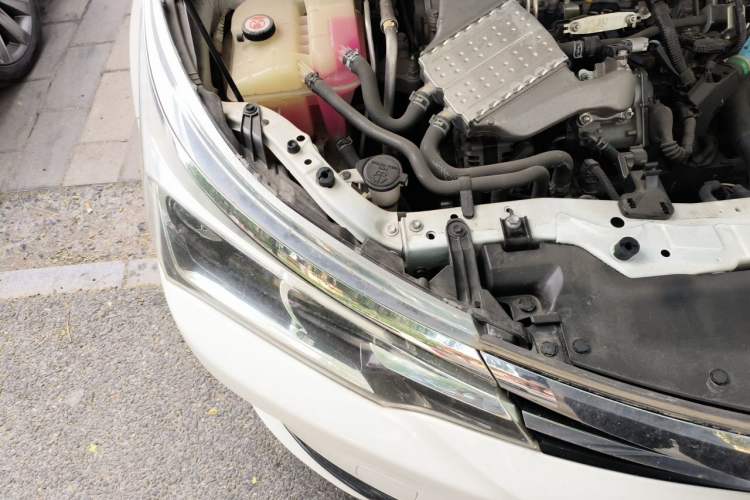 Used Toyota Corolla 2018 1.2T S-CVT GL Smart Enjoyment Version Engine Bay Right